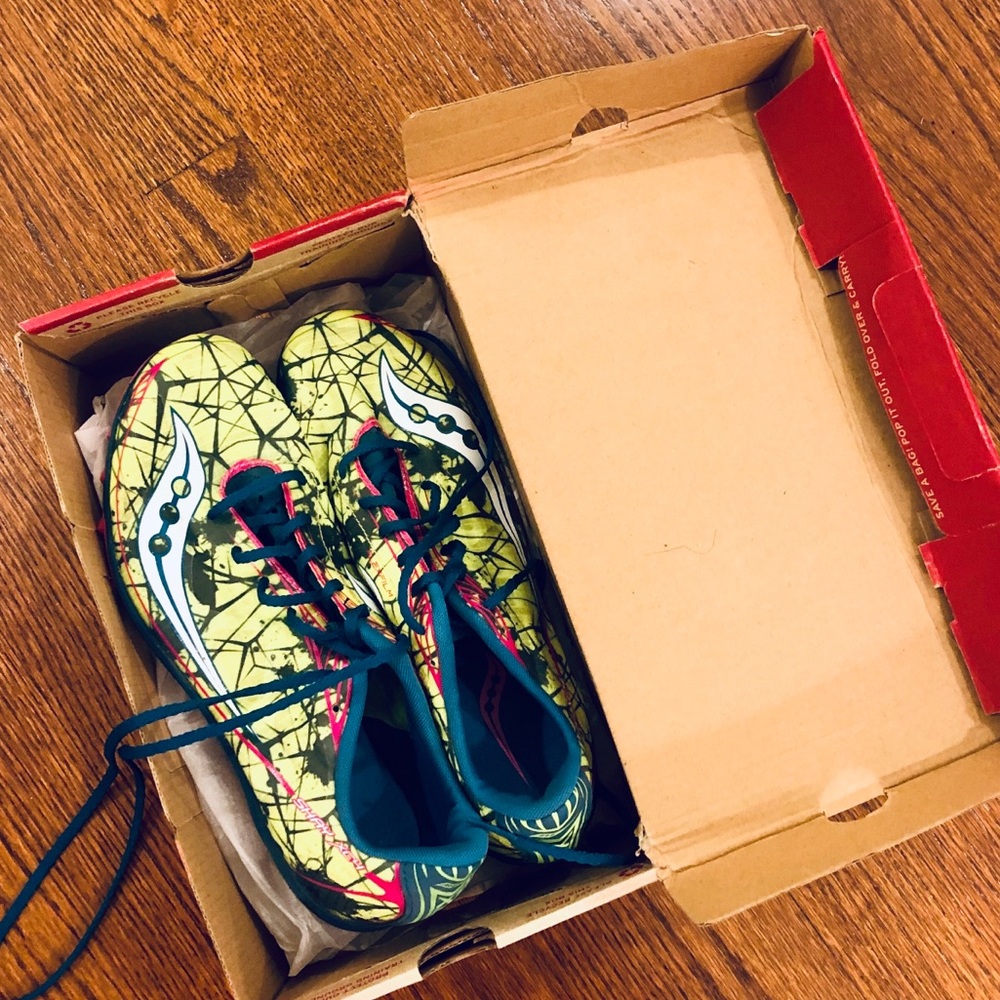 Saucony track 9 shoes